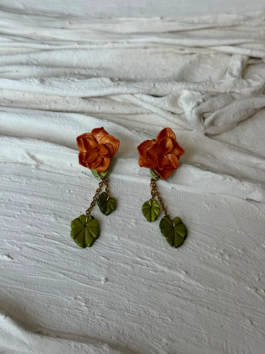 Nilüfer Küpe — görsel 2